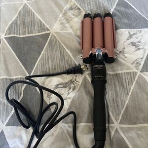 Brand New Purple/Pink Hair Crinkler